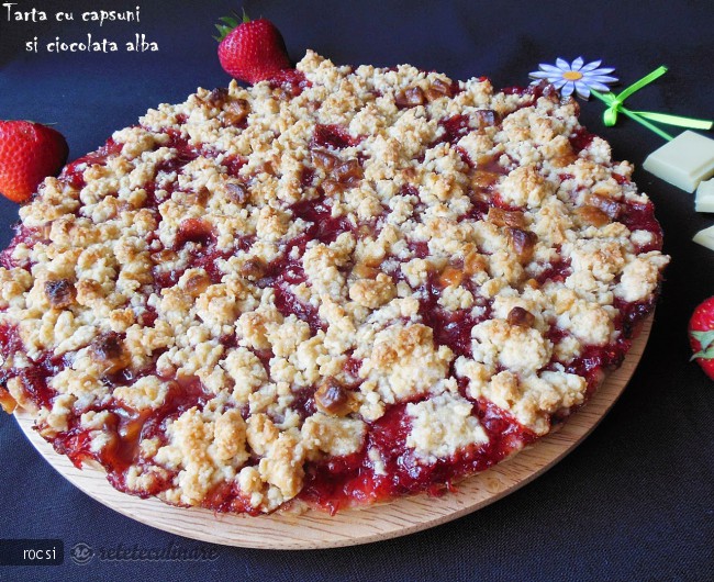 Tarta cu capsuni si ciocolata alba
