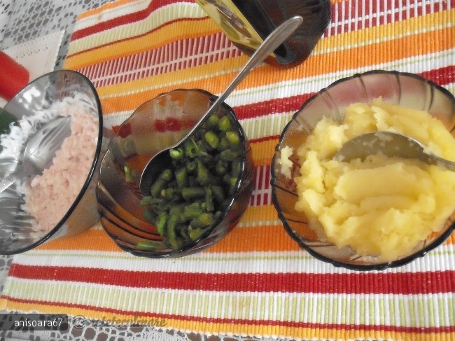 Timbale de fasole si spuma de sunca