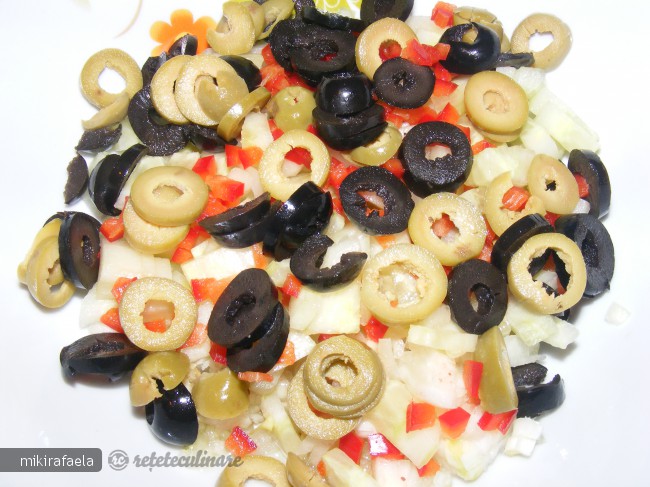 Salata cu Somon Afumat