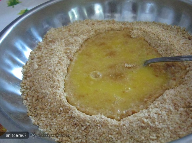 Prajitura cu Nectar de Morcovi si Branza Dulce