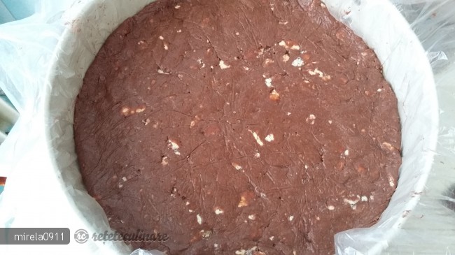 Tort de Ciocolata cu Capsuni, Preparat la Rece