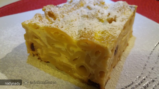 Budinca de Paste Integrale cu Branza Dulce si Stafide