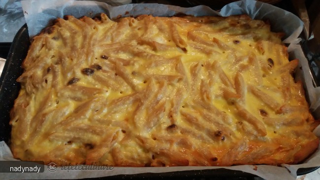 Budinca de Paste Integrale cu Branza Dulce si Stafide