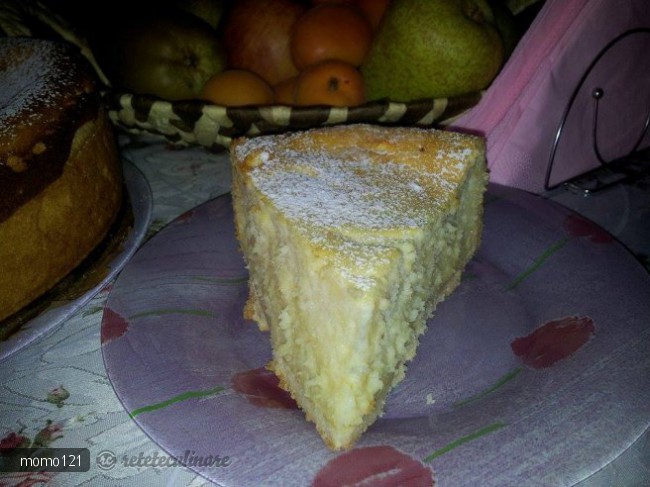 Tarta cu crema de branza si aluat fraged