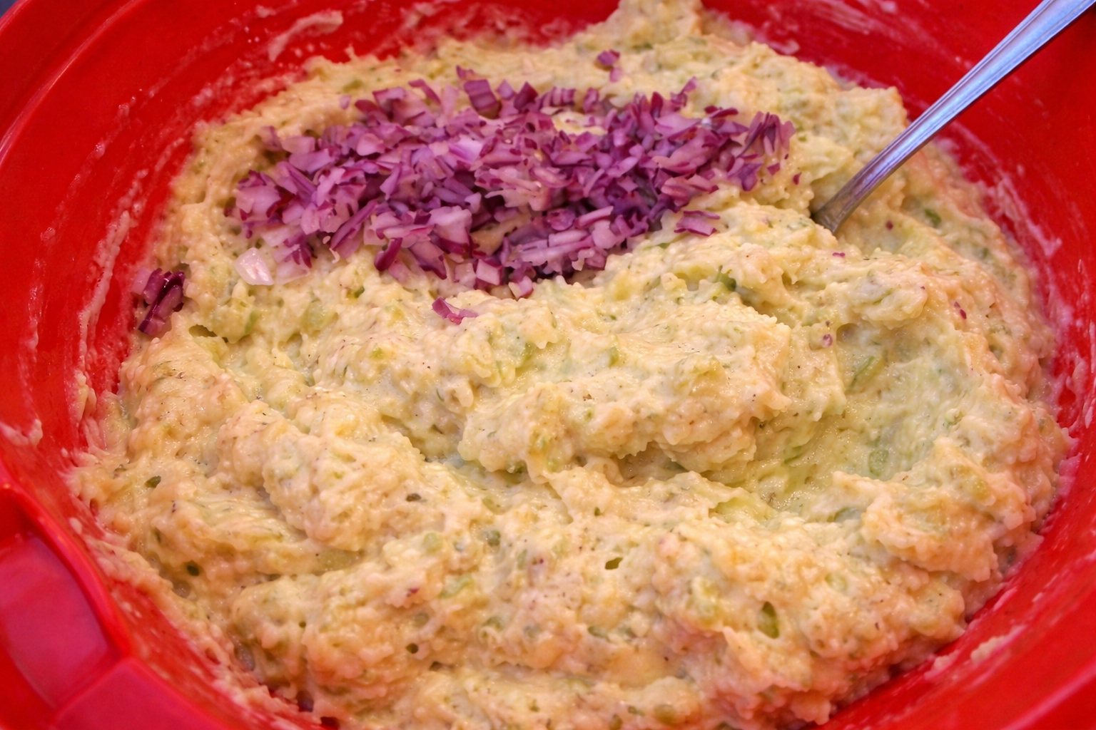 Salata de Dovlecei cu Maioneza