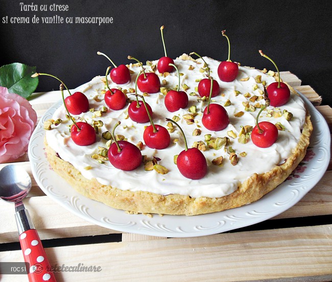Tarta cu cirese si crema de vanilie cu mascarpone