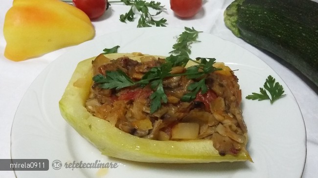Dovleac Umplut cu Legume