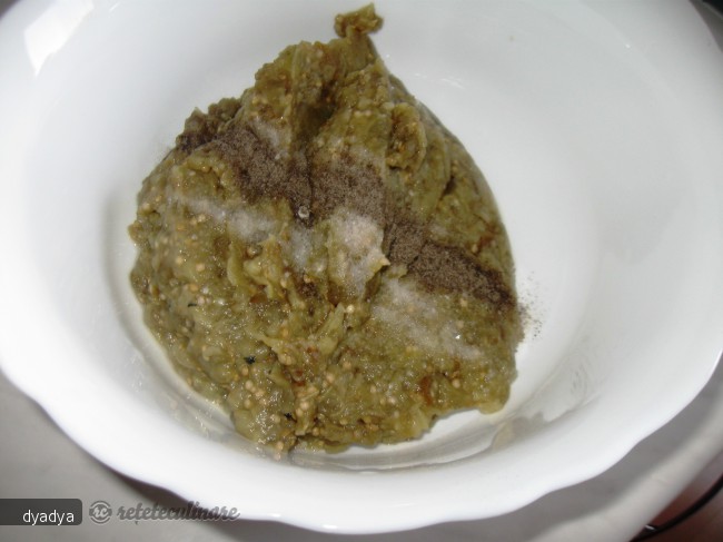 Salata de vinete cu ardei copti