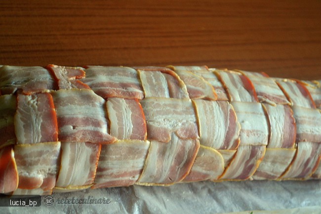 Rulada Festiva de Carne, la Cuptor