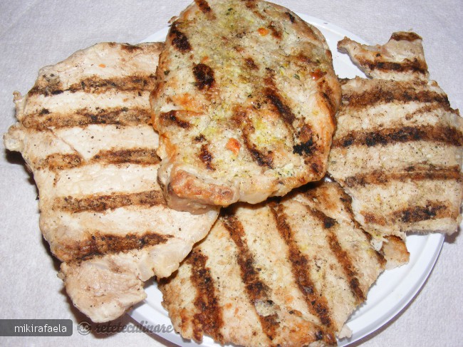 Salata de Cartofi (cu Resturi de Friptura)