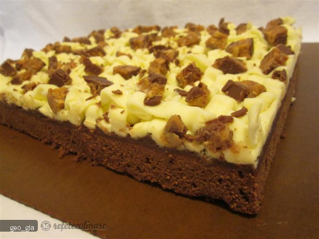 Brownie cu Mascarpone si Caramel