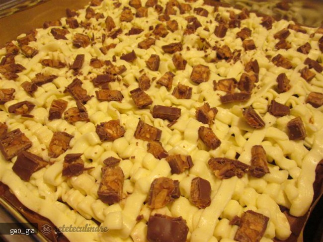 Brownie cu Mascarpone si Caramel