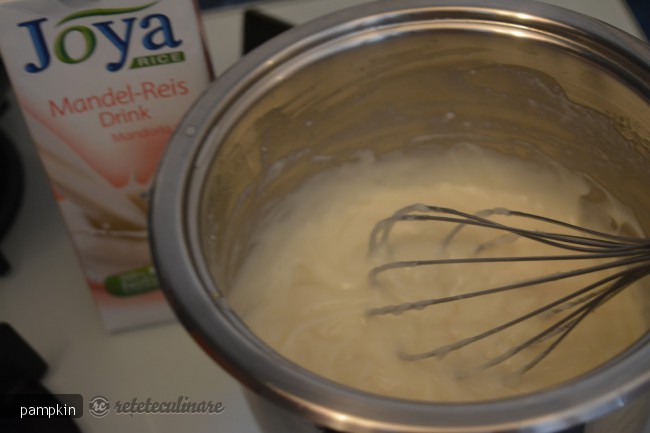 Tortulet din Foi de Placinta cu Crema de Fistic
