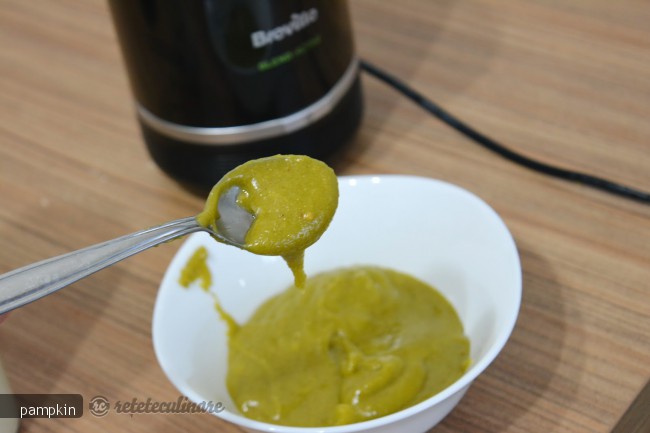 Tortulet din Foi de Placinta cu Crema de Fistic