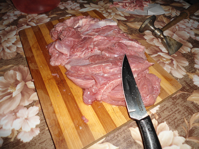 Rulada de curcan umpluta cu carne de porc