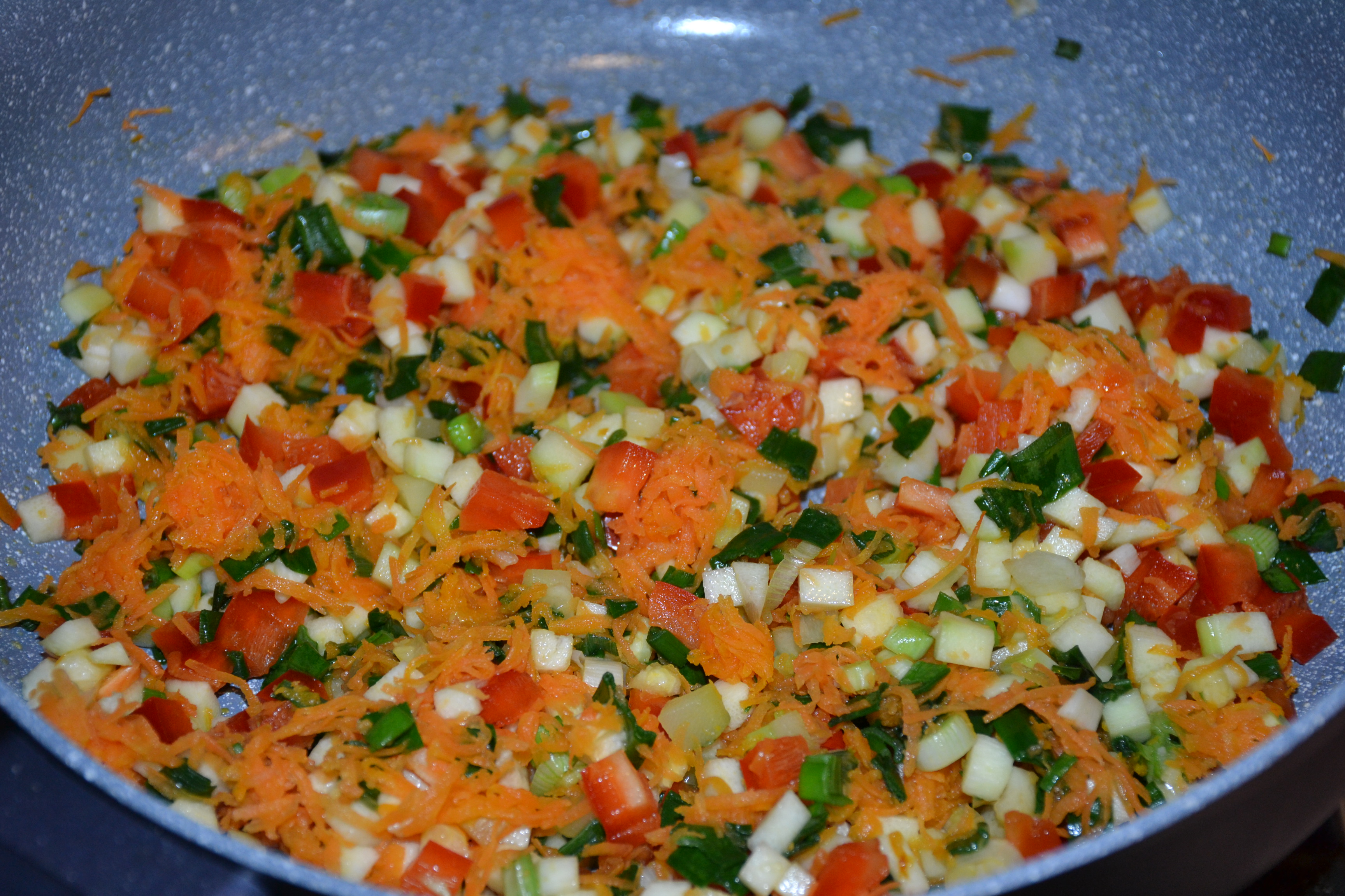 Rulada de cartofi cu legume