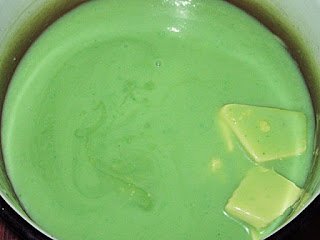 Tort de mere cu glazura verde