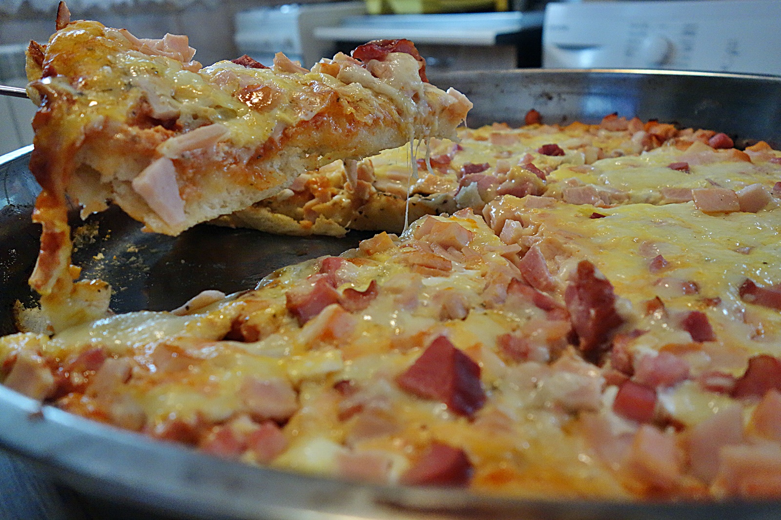 Pizza cu cascaval