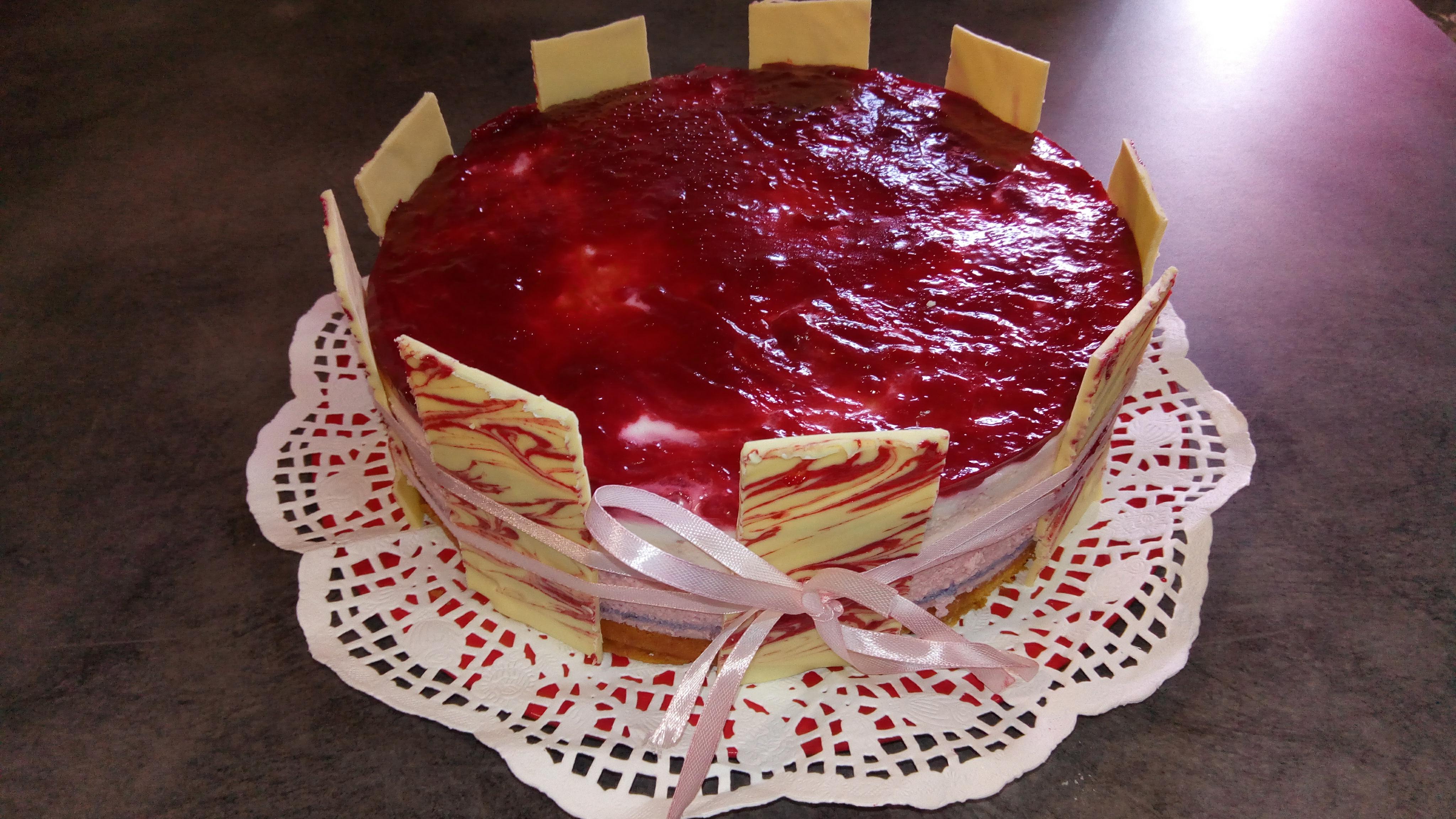 Entremet cu ricotta si zmeura