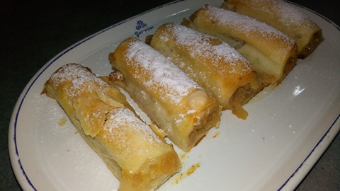 Strudel cu mere din aluat de casa