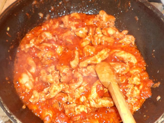Felii de vinete cu pui gratinate