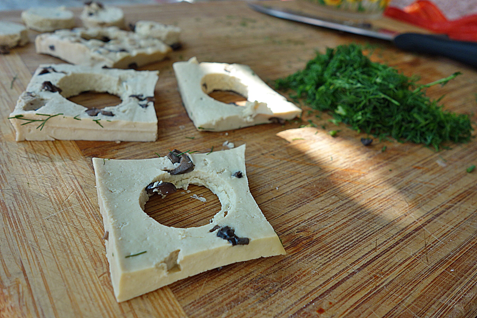 Corabioare din vinete cu Tofu si carne de curcan