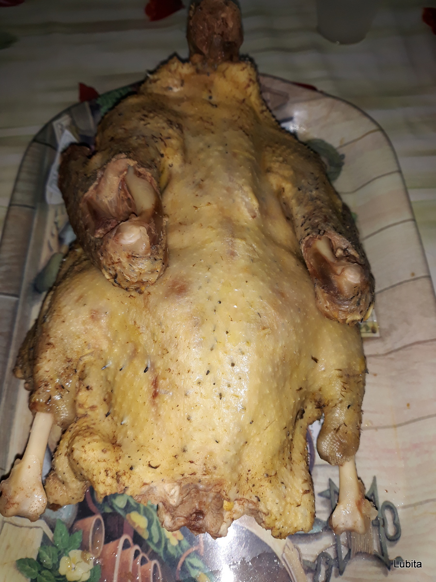 Rata pe mix de varza