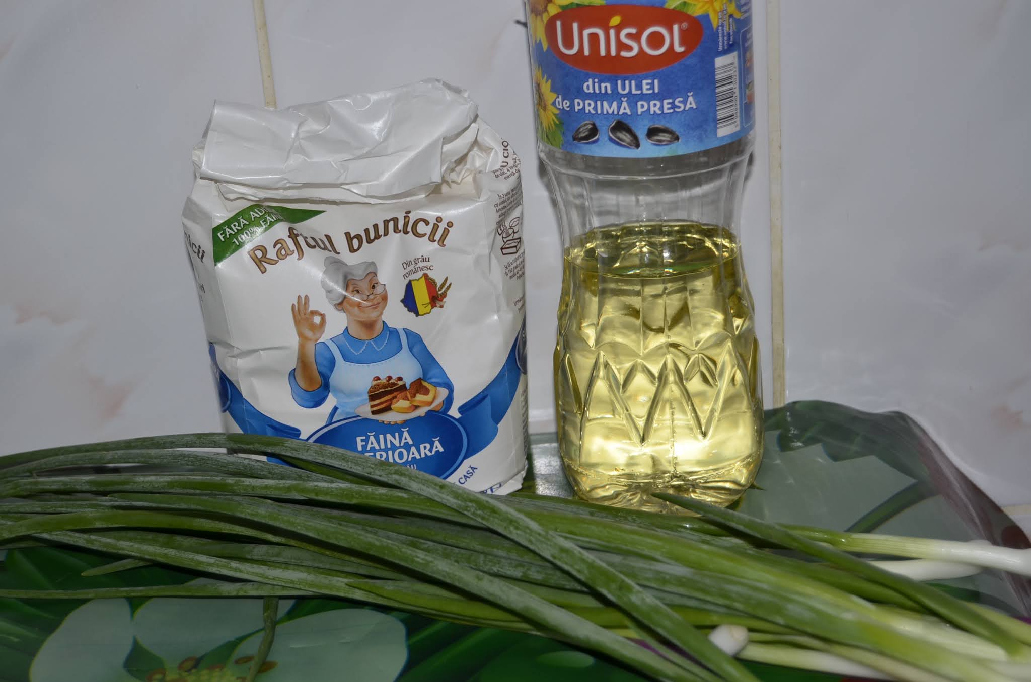 Turte cu ceapa verde, reteta de post - reteta simpla si rapida