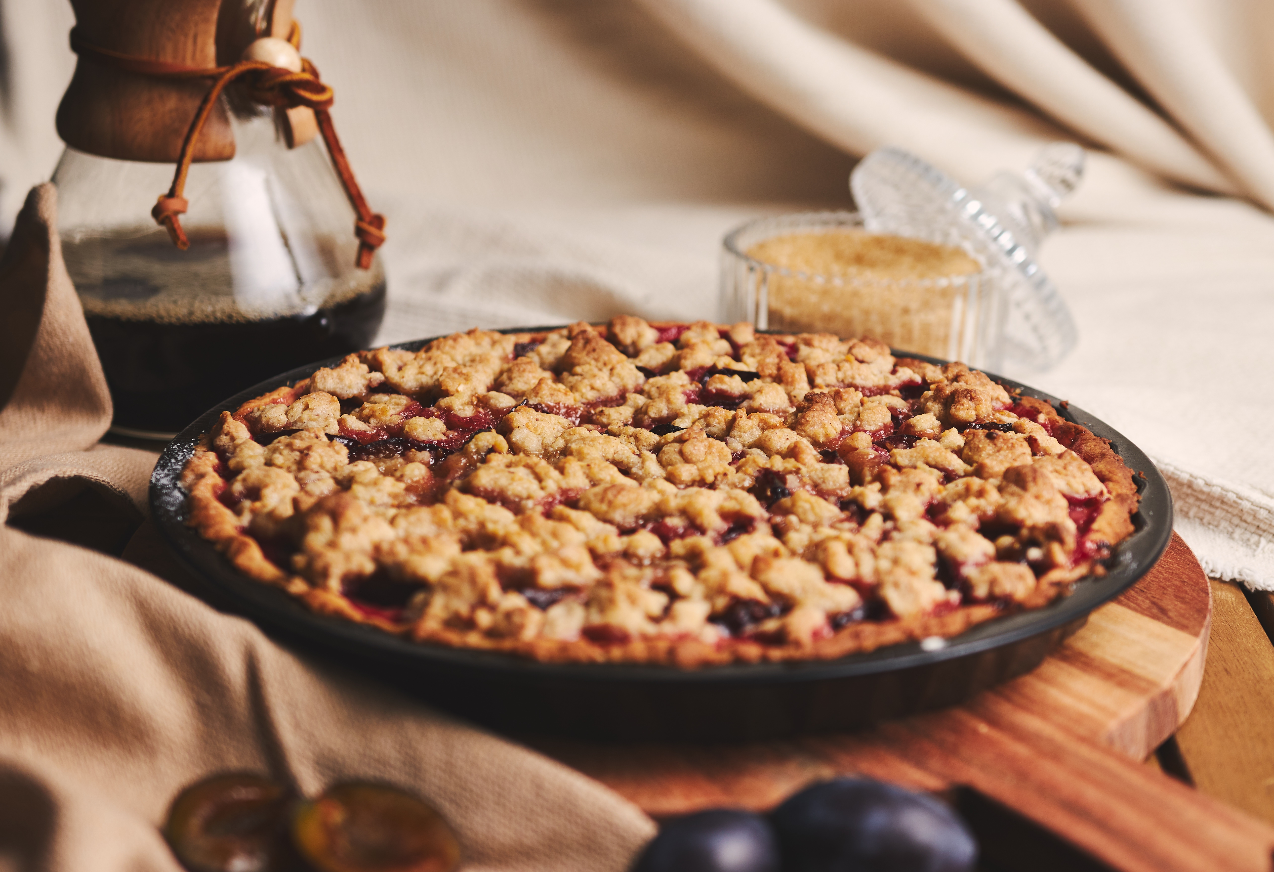 Prajitura cu prune si crumble crocant