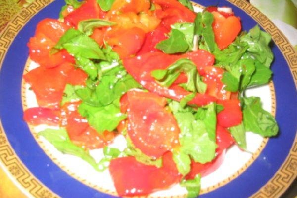 Salata de Ardei Copti si Rucola