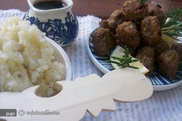 Rosemary-spiked Meatballs (Chiftele Spiky cu Rosmarin)