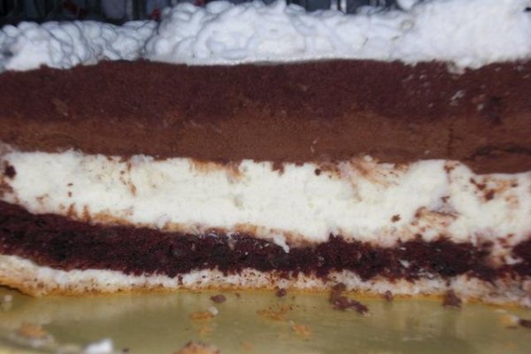 Tort cu Blat si Creme de Ciocolata