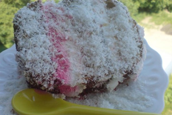 Prajitura cu Frisca si Nuca de Cocos