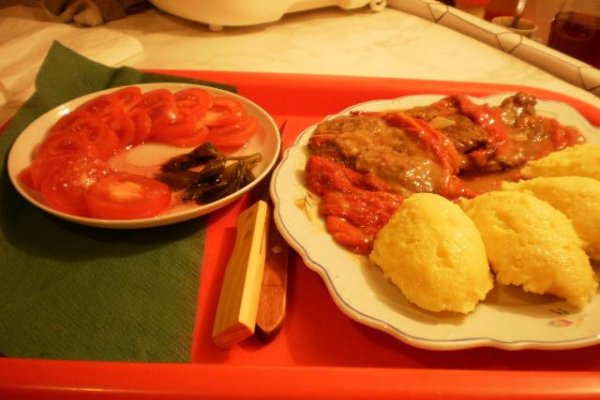 Snitele de Vita cu Usturoi si Ardei Copti