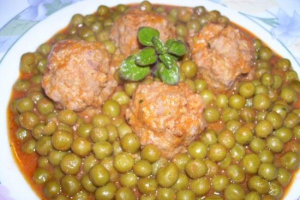 Chiftele cu mazare