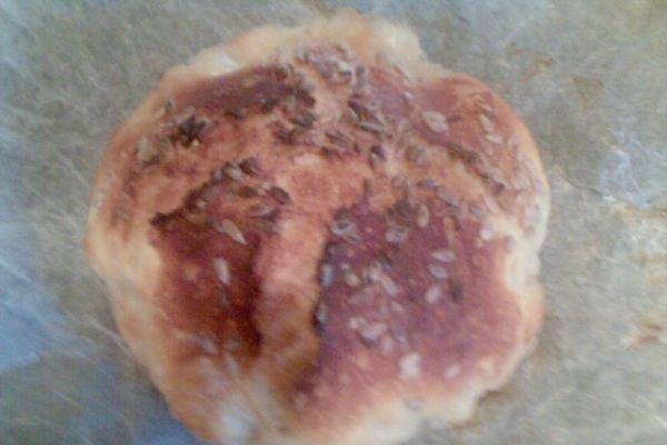 Rulada cu blat de malai si umplutura de cascaval cu smantana