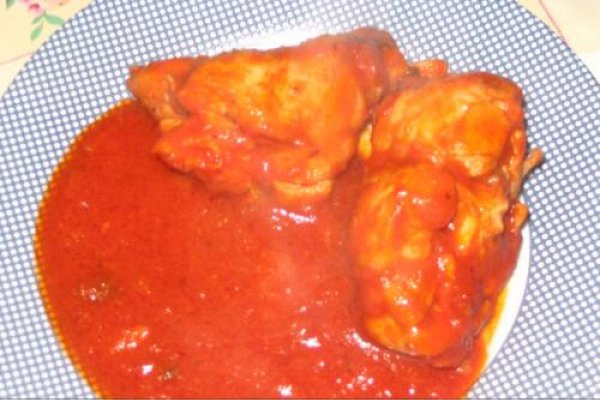 Carne de Iepure cu Sos de Rosii