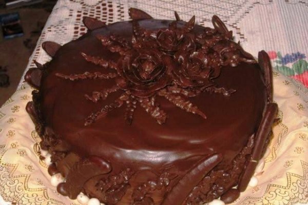 Tort Cu Ciocolata Si Visine