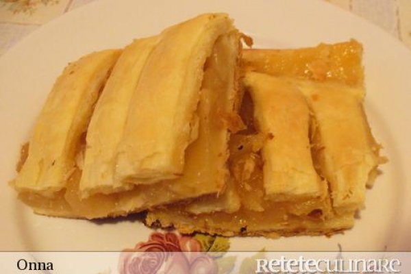 Strudel cu pere si crema