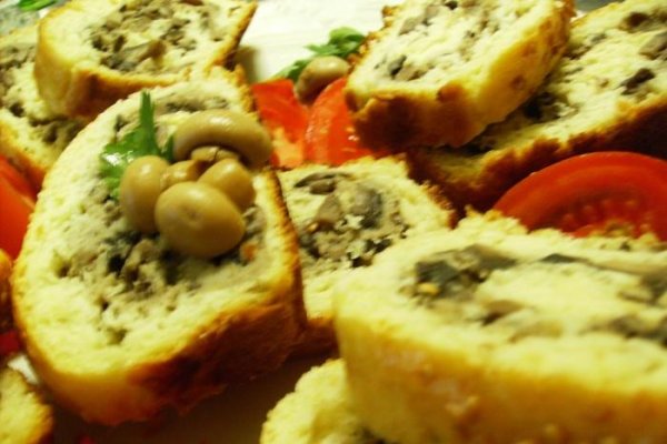 Cozonac cu Ciuperci