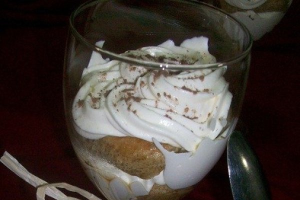 Tiramisu cu rom si vin marsala