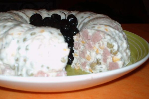 Aperitiv gen aspic cu smantana