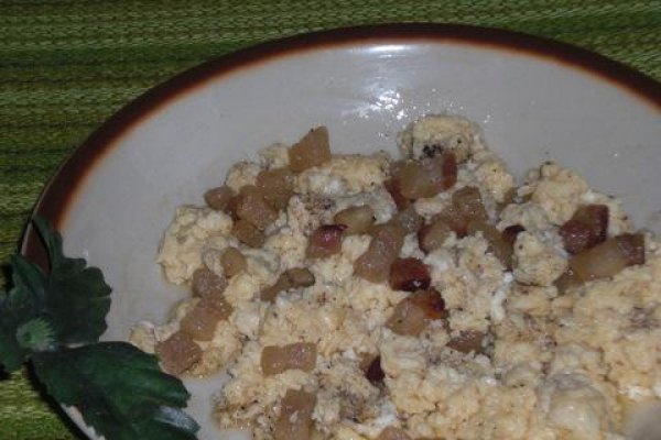 Jumari(papara)de Oua cu Slanina Afumata