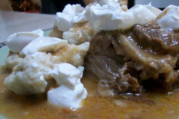 Carne de Vita cu Galuste de Faina