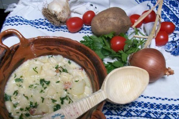 Pesto Potato Soup (Supa de Cartofi cu Busuioc)