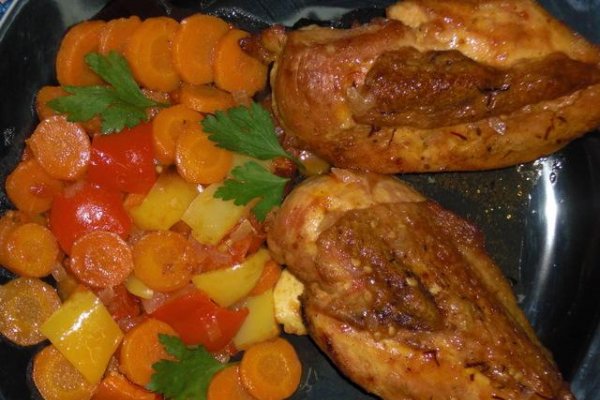 Pui cu Sos Curry si Legume Sote
