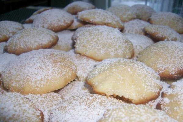 Biscuiti Moi cu Suc de Lamaie (soft Lemon Cookies)