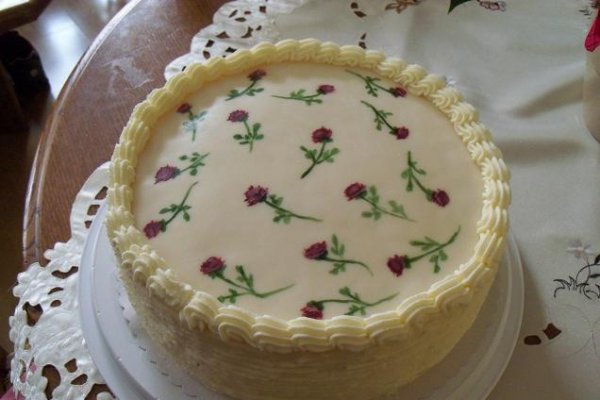 Torta cu Lichior de Oua, Mascarpone Frisca si Capsuni