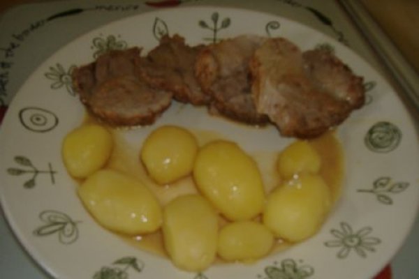 Roti de porc cu scortisoara