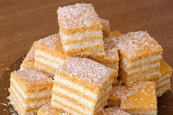 Prajitura cu foi si crema cu nuca de cocos